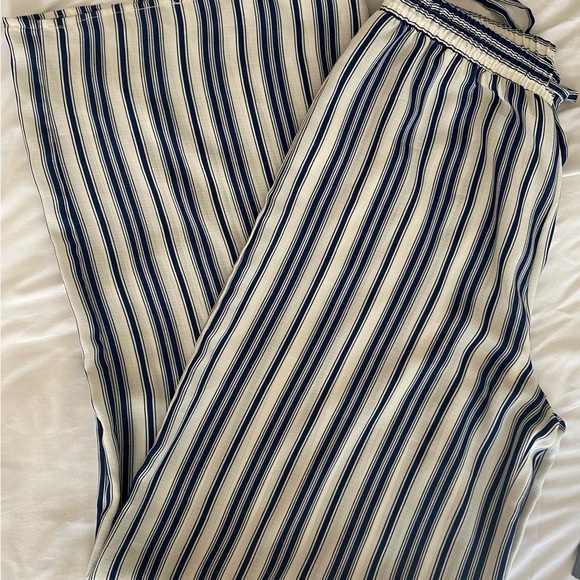 Windsor Size M elastic waist pants - Picture 5 of 10